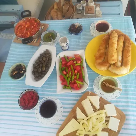 Alacati Frida * Çeşme