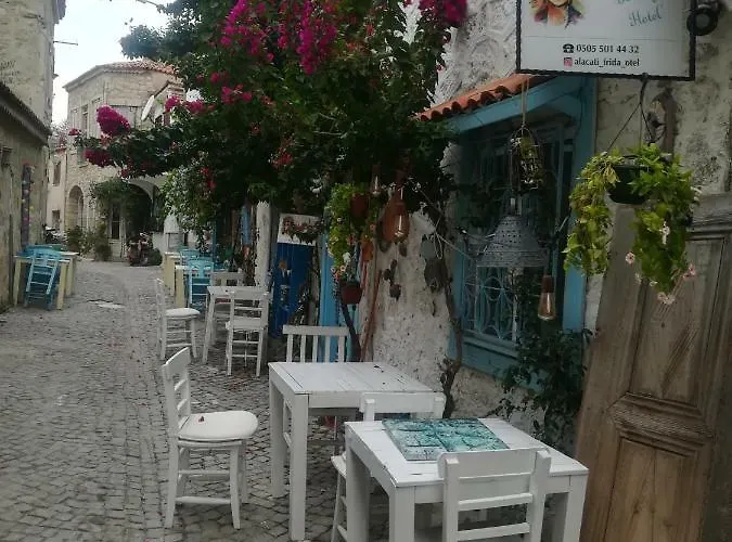Alacati Frida Otel Çeşme